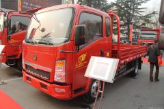 中国重汽HOWO 悍将 107马力 4.2米排半栏板轻卡
