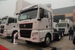 中国重汽 SITRAK C7H重卡 440马力 6X2 牵引车(ZZ4256V323HD1)