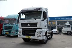 中国重汽 SITRAK C7H重卡 440马力 6X4 牵引车(ZZ4256V324HD1B)