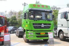 中国重汽 HOKA H7系重卡 340马力 6X4 LNG牵引车(ZZ4253N3841EIL)