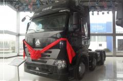 中国重汽 HOWO A7系重卡 340马力 6X2 牵引车(驾驶室A7-P)(ZZ4257N25C7N1B)