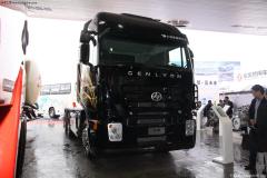 红岩 杰狮S100重卡 480马力 6X4 牵引车(上菲红C13)(CQ4255HXG334)