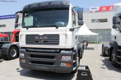 曼(MAN) TGA系列重卡 390马力 6X2 牵引车(型号33.390)