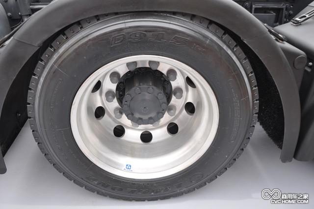 铝合金钢圈轮毂  轮胎 商用车之家讯