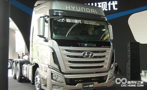 四川“创虎”6×4高顶牵引车 商用车之家