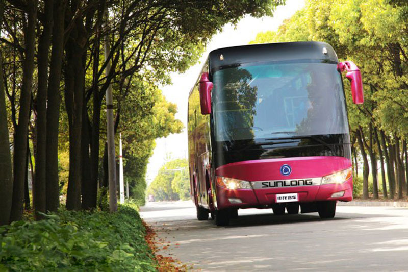 体验2013款申龙SLK6118大型豪华旅游客车