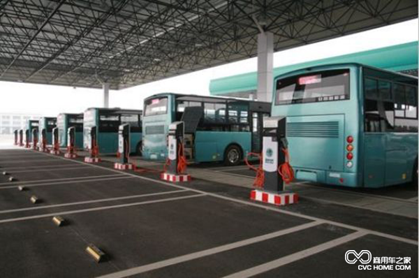 北京7条高速公路将建立14处公共充电桩