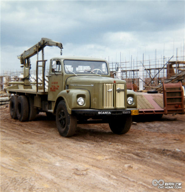 Scania-Vabis LT76 6x4 卡车于 1965 年交付至中国