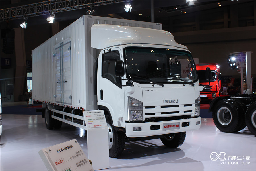 五十铃700p厢式货车