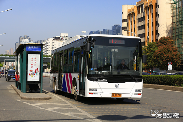 金旅纯电动客车 纯电公交的“绿色心”