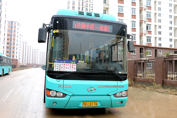 海格新能源公交在武汉运营.jpg