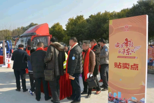 QQ截图20171011144013.png QQ截图20171011144013.png